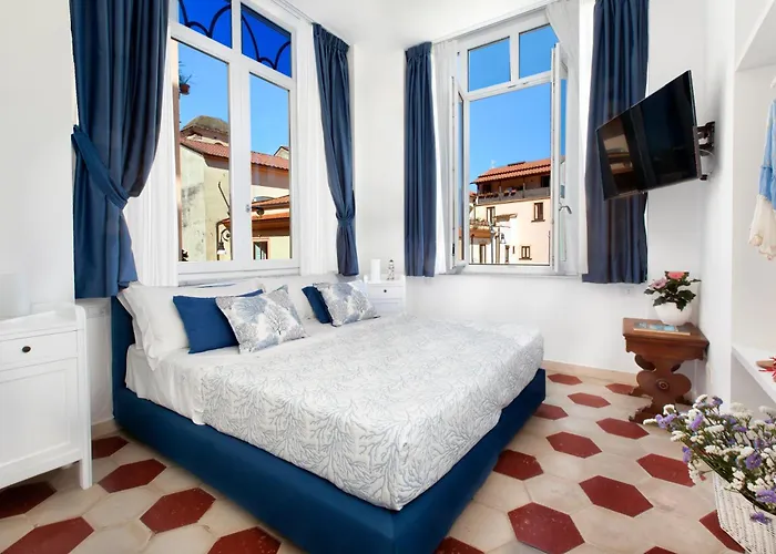 펜션 Shine House *