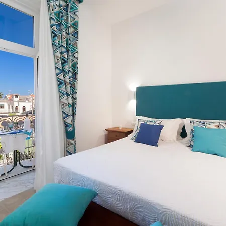 Shine House Ferienhaus Sorrent