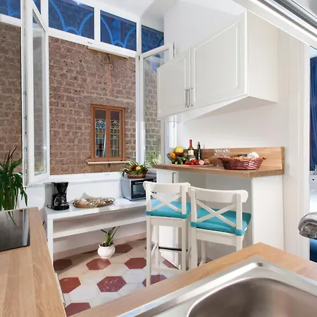 Shine House Ferienhaus *