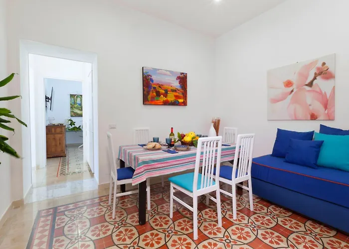 Сasa de vacaciones Shine House *